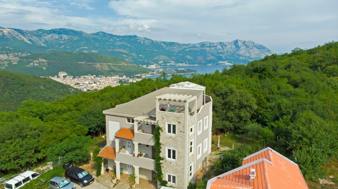 Mirta Apartments Family Farm 布德瓦 外观 照片